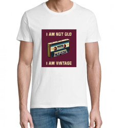 T shirt I AM NOT OLD I AM VINTAGE