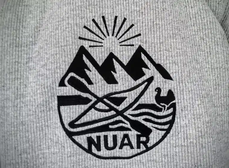 broderie sur veste epaisse