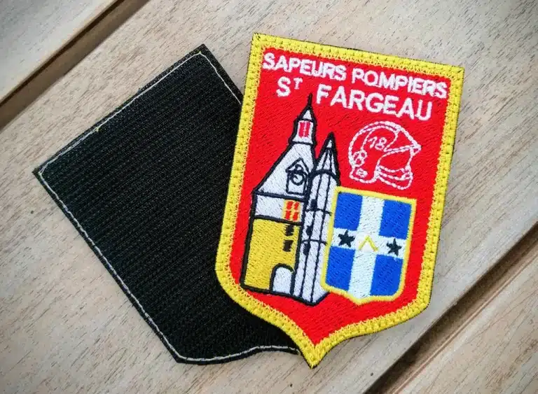 ecusson brode uniforme de pompier